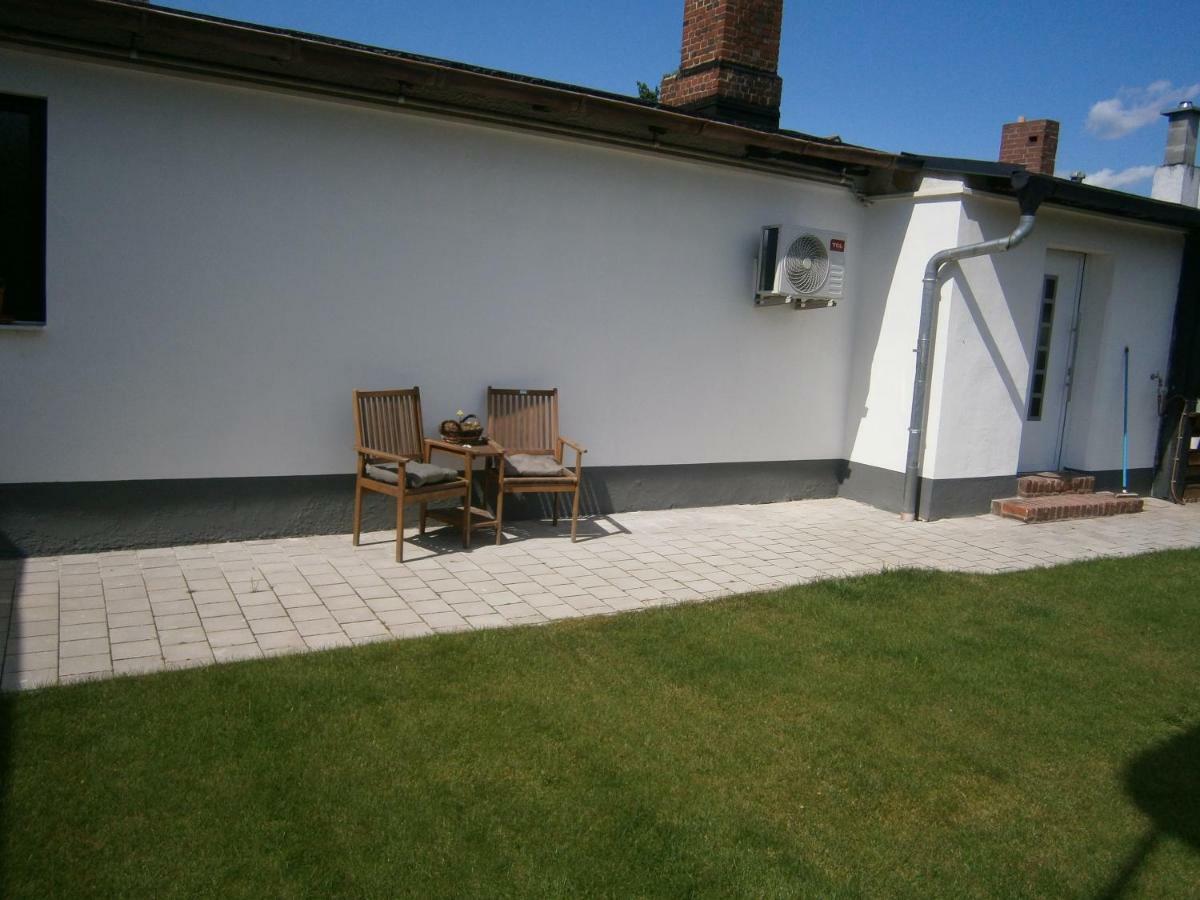 Wohnen Im Ehemaligen Kaminstudio Mit Klimaanlage Apartment Wittenberg ภายนอก รูปภาพ